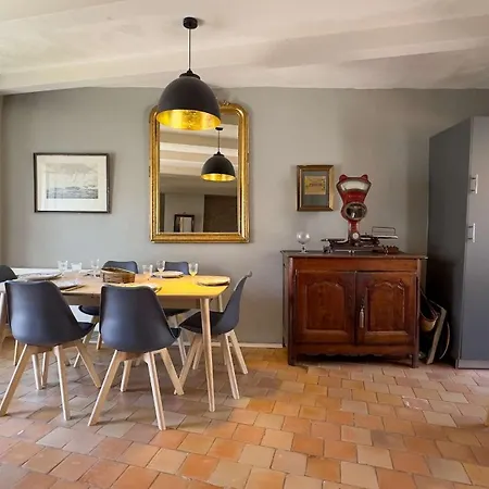 Maison De Village Familiale Avec Sa Cour Lumineuse וילה לה קווארד-סור-מר